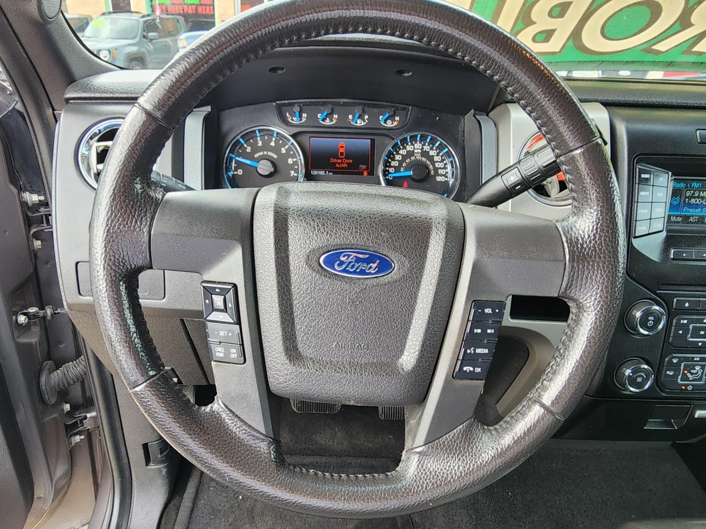 2014 GRAY Ford F-150 XLT SuperCrew (1FTEW1CM4EF) with an 3.7L V6 DOHC 24V engine, 6-Speed Automatic transmission, located at 2660 S.Garland Avenue, Garland, TX, 75041, (469) 298-3118, 32.885387, -96.656776 - Welcome to DallasAutos4Less, one of the Premier BUY HERE PAY HERE Dealers in the North Dallas Area. We specialize in financing to people with NO CREDIT or BAD CREDIT. We need proof of income, proof of residence, and a ID. Come buy your new car from us today!! This is a very well cared for 2014 FO - Photo#13